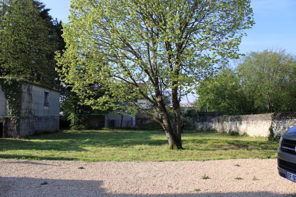 Coliwork Le Saint Romain Dange-Saint-Romain Eksteriør bilde
